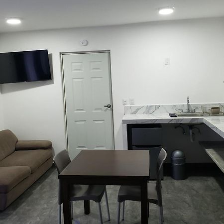 Casa Aura - King Suite With Kitchen And Balcony - 1St Floor Isla Mujeres Kültér fotó
